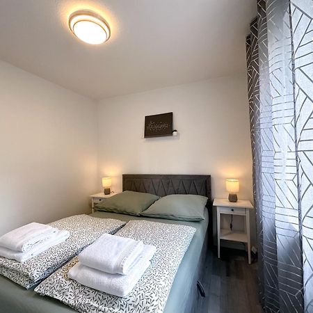 Stilvolles, Frisch Renoviertes 2Zi Apartment Mit Kueche Und Balkon In Kliniknaehe Bad Oeynhausen Dış mekan fotoğraf